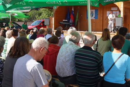 Kulturna prireditev Na lepi Menišiji 09 Foto Ljubo Vukelič